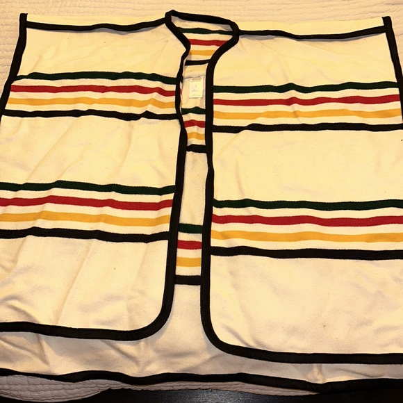 Pendleton Adult Poncho, Never Worn, No Stains 82%wool 18%cotton - Picture 8 of 9